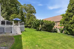 8112 Revatom Ct, Dunn Loring, VA 22027 - Photo 27