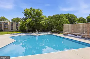 8002 Le Havre Pl, Falls Church, VA 22042 - Photo 15