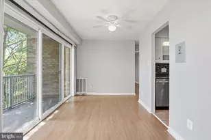 8002 Le Havre Pl, Falls Church, VA 22042 - Photo 9