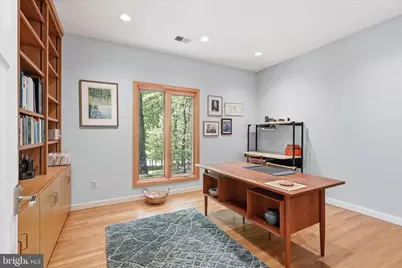 9492 Oak Falls Court, Great Falls, VA 22066 - Photo 29