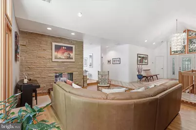 9492 Oak Falls Court, Great Falls, VA 22066 - Photo 13