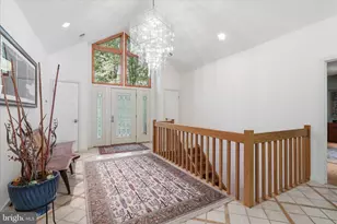 9492 Oak Falls Ct, Great Falls, VA 22066 - Photo 9
