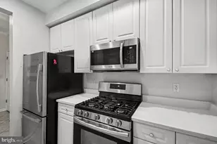 11775 Stratford House Pl, Reston, VA 20190 - Photo 7