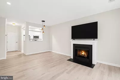 11775 Stratford House Place #112, Reston, VA 20190 - Photo 3