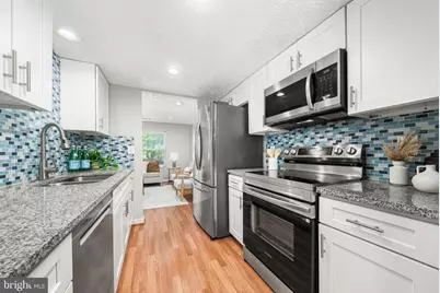 6322 Lightburn Court, Centreville, VA 20121 - Photo 5