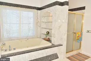 12511 Rochester Dr, Fairfax, VA 22030 - Photo 69
