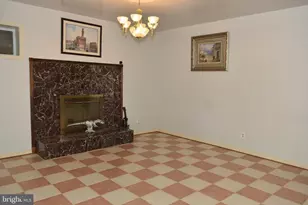 12511 Rochester Dr, Fairfax, VA 22030 - Photo 89