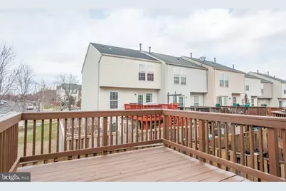 6380 Michael Robert Drive, Springfield, VA 22150 - Photo 9