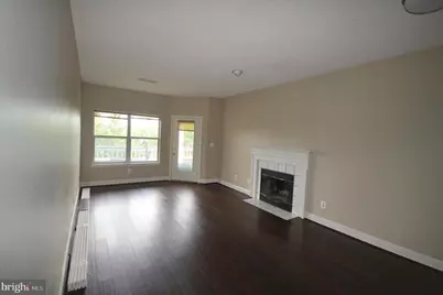 13058 Autumn Woods Way #301, Fairfax, VA 22033 - Photo 9
