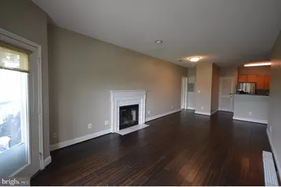 13058 Autumn Woods Way #301, Fairfax, VA 22033 - Photo 3