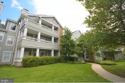 13058 Autumn Woods Way #301, Fairfax, VA 22033 - Photo 1