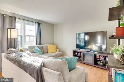 9024 Piney Grove Drive, Fairfax, VA 22031 - Photo 7