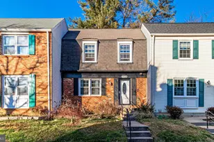 9024 Piney Grove Dr, Fairfax, VA 22031 - Photo 1
