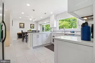 1509 Farsta Ct, Reston, VA 20190 - Photo 7