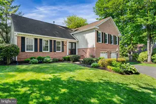 5445 Flint Tavern Pl, Burke, VA 22015 - Photo 3