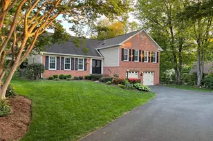 5445 Flint Tavern Pl, Burke, VA 22015 - Photo 1