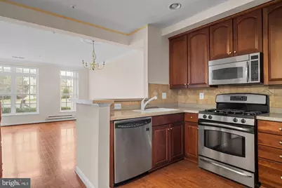 4610 Battenburg Lane #821, Fairfax, VA 22030 - Photo 5