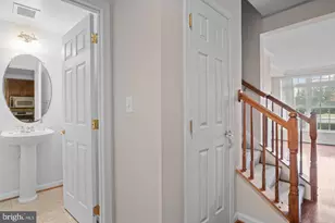 4610 Battenburg Ln, Fairfax, VA 22030 - Photo 15