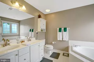 6449 Katherine Ann Ln, Springfield, VA 22150 - Photo 19