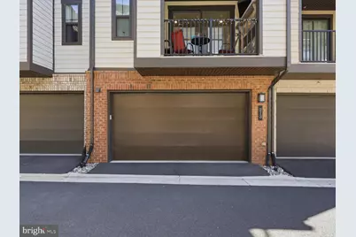 213 Market Square NW #19, Vienna, VA 22180 - Photo 3