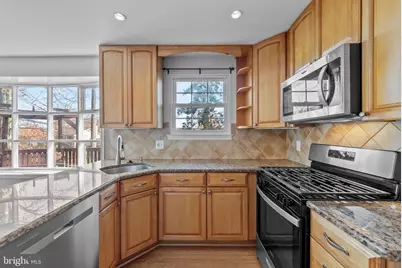 5505 Avon Court, Springfield, VA 22151 - Photo 11