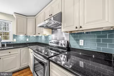 10058 Chestnut Wood Lane, Burke, VA 22015 - Photo 13