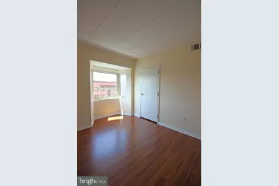 200 Locust Street SE #405, Vienna, VA 22180 - Photo 13