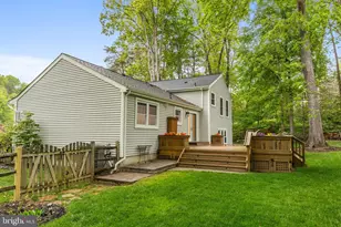 1901 Buckthorn Ln, Reston, VA 20191 - Photo 45