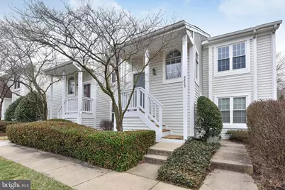 2839 Yarling Court, Falls Church, VA 22042 - Photo 3