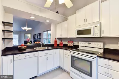 2839 Yarling Court, Falls Church, VA 22042 - Photo 5
