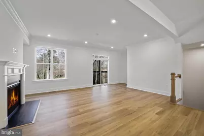 7406 Rocky Creek Terrace, Annandale, VA 22003 - Photo 17