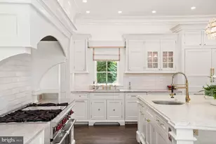 7426 Dulany Dr, McLean, VA 22101 - Photo 17