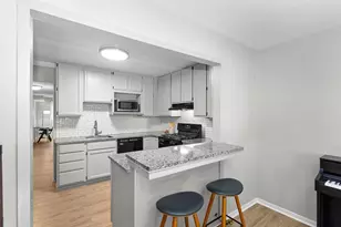 1668 Parkcrest Cir, Reston, VA 20190 - Photo 19
