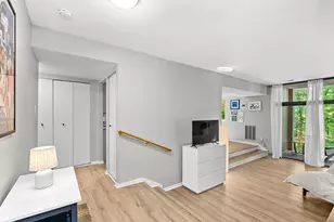 1668 Parkcrest Cir, Reston, VA 20190 - Photo 5