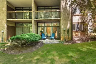 1668 Parkcrest Cir, Reston, VA 20190 - Photo 35