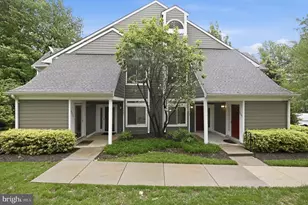 12202 Fort Buffalo Cir, Fairfax, VA 22033 - Photo 1