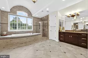 6623 Locust Way, Annandale, VA 22003 - Photo 71