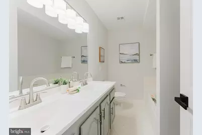 [Address not provided], Oakton, VA 22124 - Photo 15