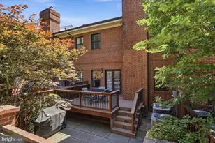 1496 Hampton Hill Cir, McLean, VA 22101 - Photo 35