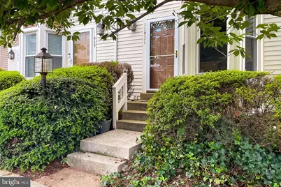 11931 Redtree Way, Reston, VA 20194 - Photo 3