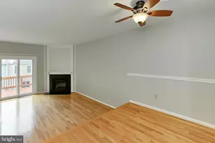 11931 Redtree Way, Reston, VA 20194 - Photo 5