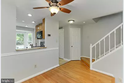 11931 Redtree Way, Reston, VA 20194 - Photo 7