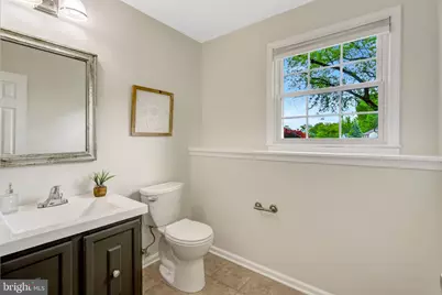8304 Lindside Way, Springfield, VA 22153 - Photo 23