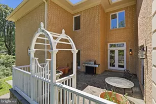 10911 Belgravia Ct, Great Falls, VA 22066 - Photo 49