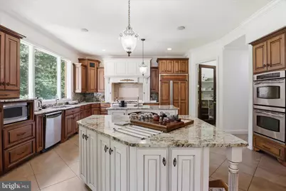 10911 Belgravia Court, Great Falls, VA 22066 - Photo 25