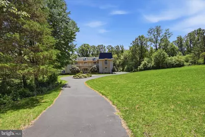 10911 Belgravia Court, Great Falls, VA 22066 - Photo 7