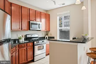 2655 Prosperity Ave, Fairfax, VA 22031 - Photo 7