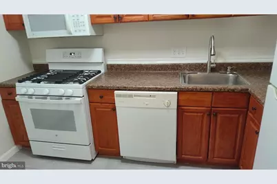 7975 Audobon Avenue #302, Alexandria, VA 22306 - Photo 9