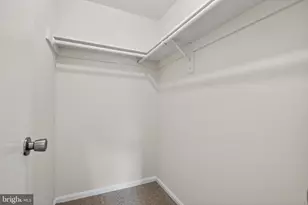 4324 Pembrook Village Dr, Alexandria, VA 22309 - Photo 23