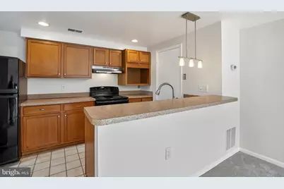4324 Pembrook Village Drive #23, Alexandria, VA 22309 - Photo 7